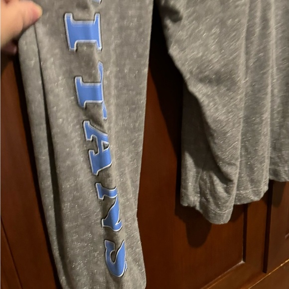 Tennessee Titans Fanatics Heather Gray T-Shirt with Blue Lettering - Picture 4 of 4